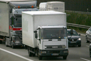 Lkw Autobahn - Michael Hirschka pixelio.de